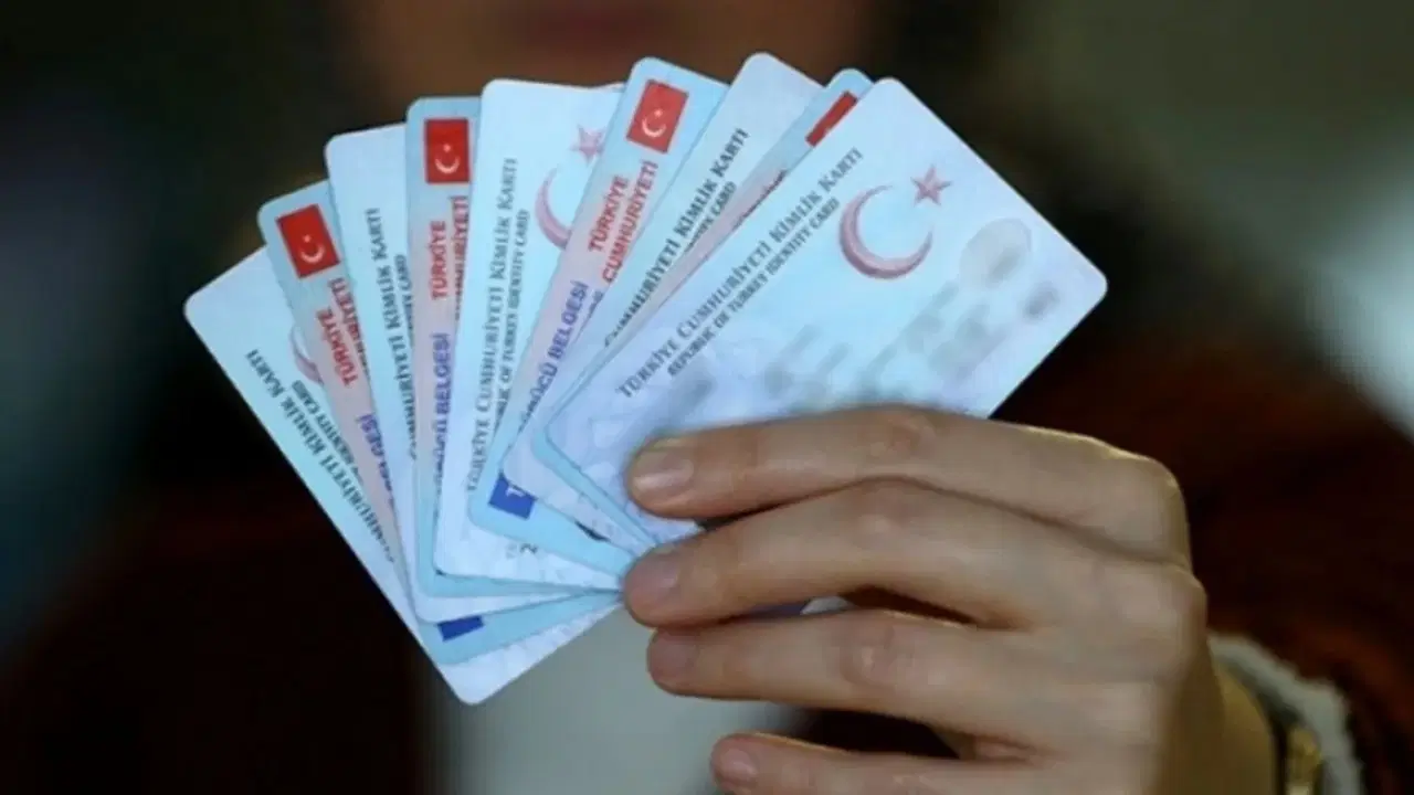 cumhuriyet gundeme tasimisti sinavsiz ehliyet dolandiriciligiyla ilgili iddialar yerlikaya ve uraloglundan yanit bekliyor udhlcsmA