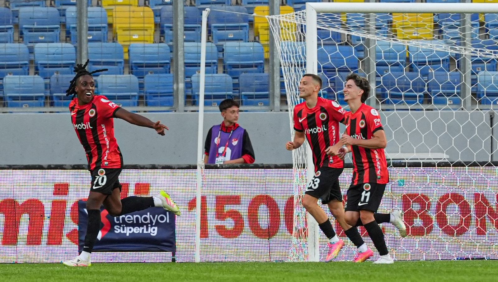 genclerbirligi ikinci galibiyetinin pesinde rakip kayserispor epT2bjEl