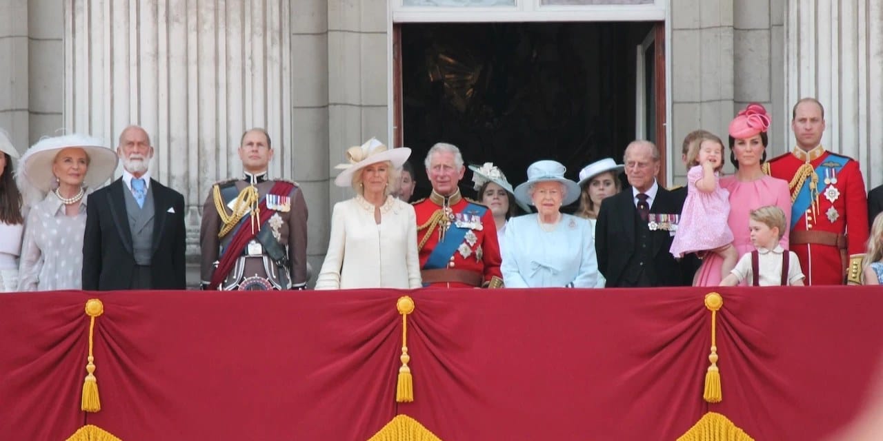 ingiltere kraliyet ailesi aci haberi duyurdu he9sE7dG