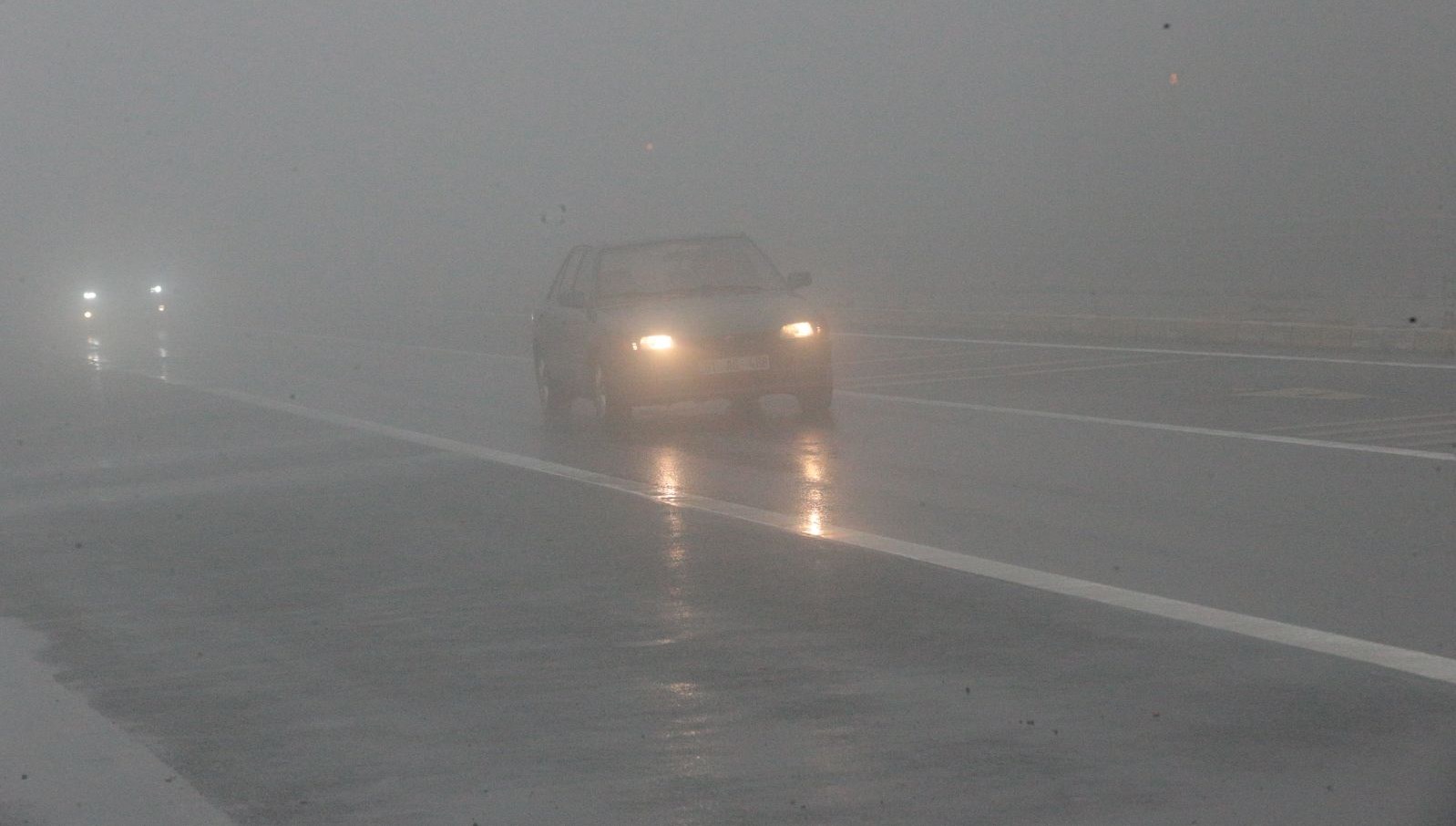 bolu daginda goz gozu gormuyor 4lGTY6SA.jpg