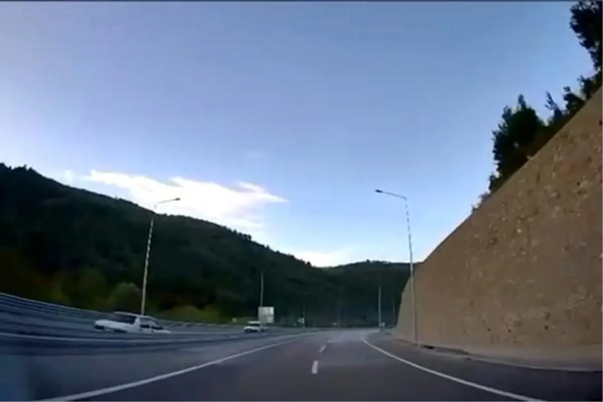 bursada ters yone giren surucu faciaya davet cikardi F62t59Lm.jpg