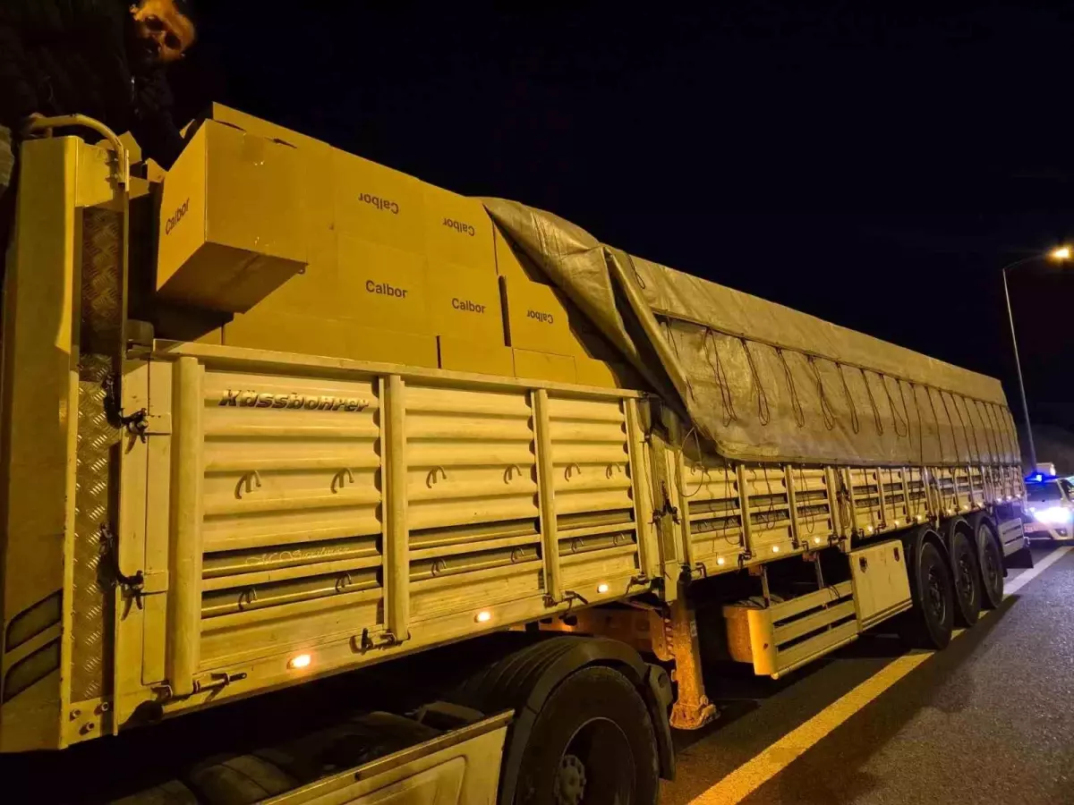 kirsehirde 98 milyon mukerrer makaron ele gecirildi jG4EgrjC.jpg