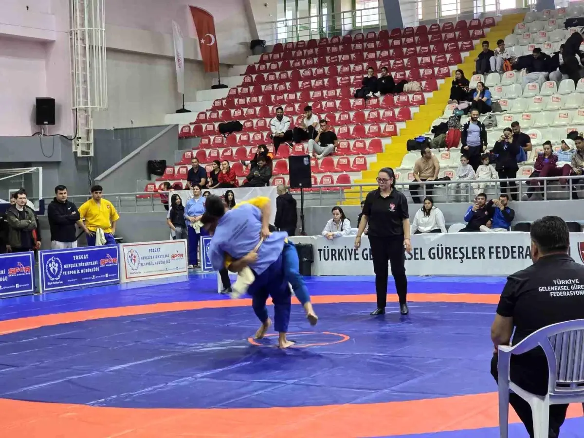 yozgatta kusak guresi turkiye sampiyonasi duzenlendi aPTUpcWX