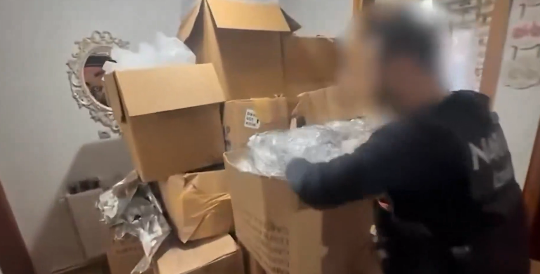 İstanbul ve İzmir’de uyuşturucu operasyonu. Milyonlarca hap ele geçirildi