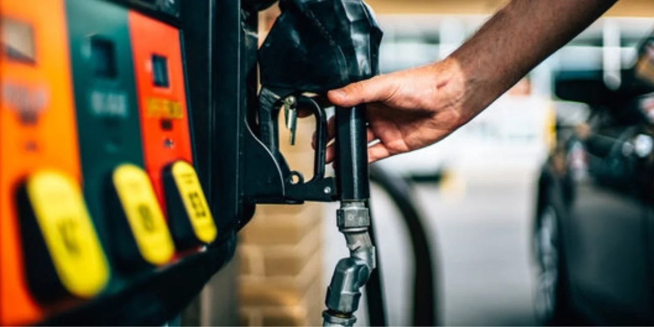 Petrol Fiyatları 120 Doları Aştı: Akaryakıt Maliyetleri Yükseliyor