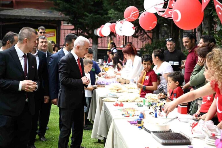 Lüleburgaz’da Açık Hava Kütüphaneleri ile Okuma Seferberliği