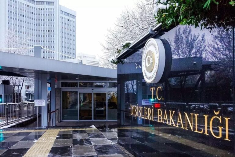 Türkiye’den Yunanistan’a Sert Uyarı: Tarihi Çarpıtmayı Bırakın