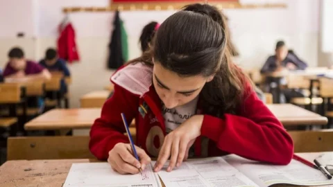 Sınav Öncesi Beslenme İpuçları: Hangi Gıdalardan Uzak Durmalısınız?