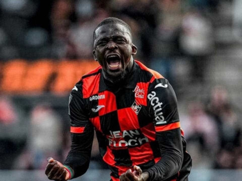 Amedspor unlu golcuyu istanbula getirdi imza atacak FfP2ihsQ